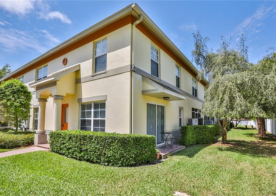 1st image of 3876 Mandalay Dr