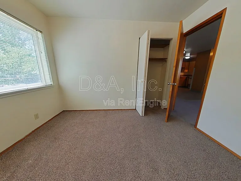 111 NW 11th St #103 — Photo 6