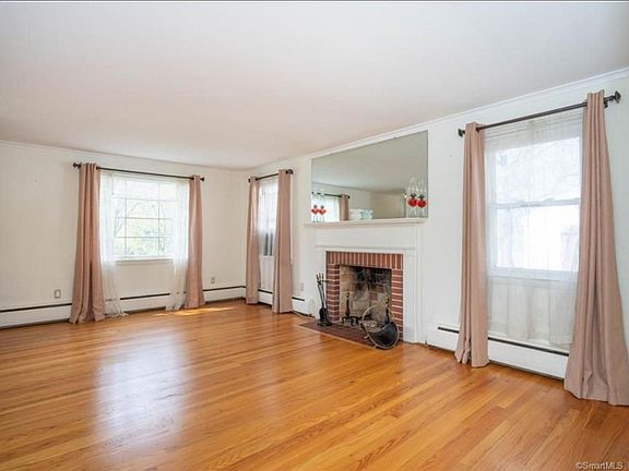 3rd image of 1192 Trout Brook Dr