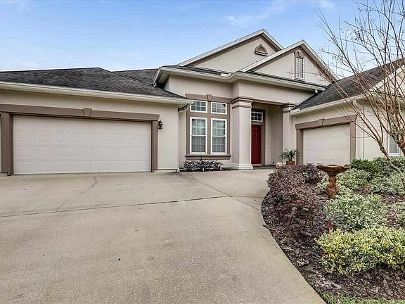 3rd image of 300 Tavistock Dr