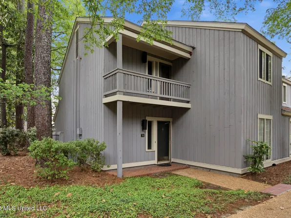 36 Eastbrooke St, Jackson, MS 39216