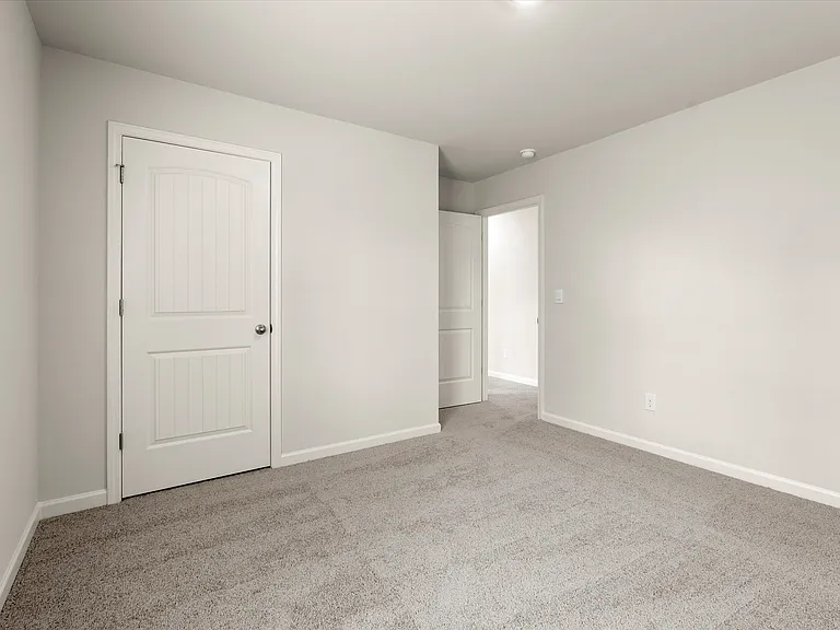365 Belmont Dr — Photo 18