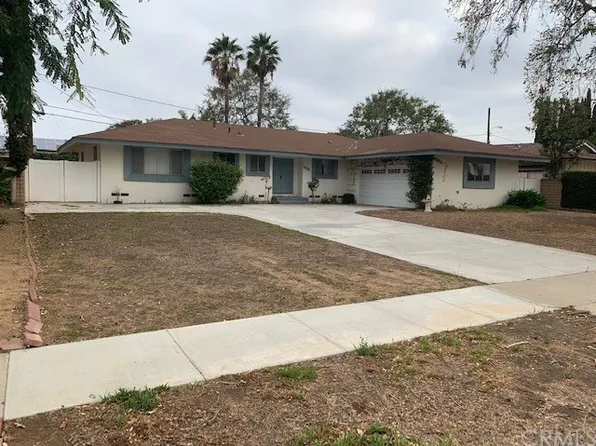 17661 Rainier Dr, Santa Ana, CA 92705