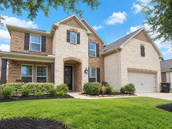 2907 Cooper Hawk Ln, Richmond, TX 77406