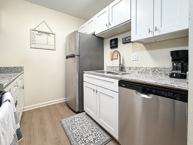 Acadia Park Apartments — Photo 19