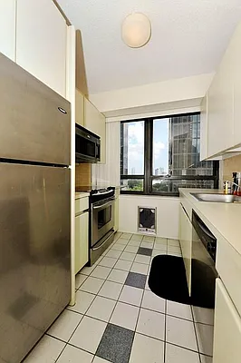 Rented by Town Residential | media 8