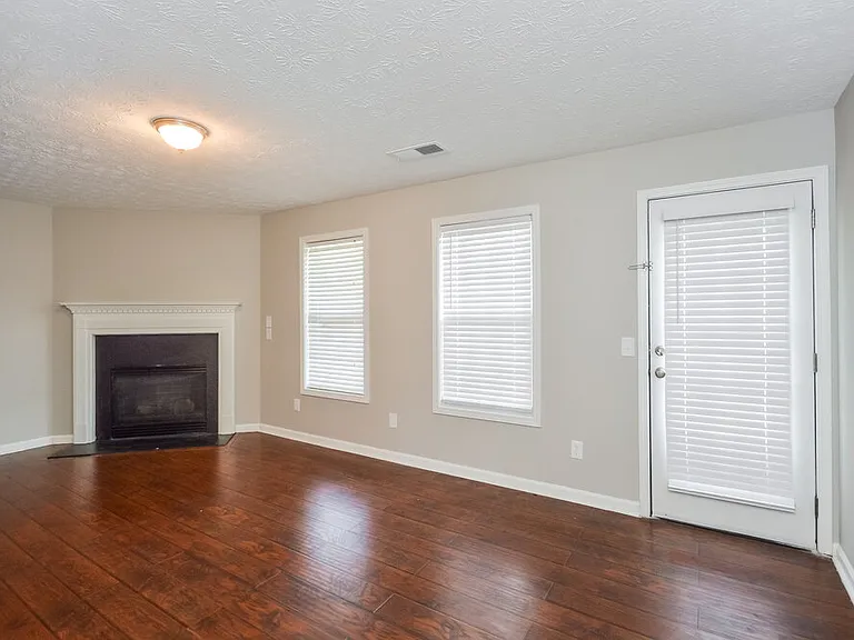 3390 Wrenwood Ct — Photo 10