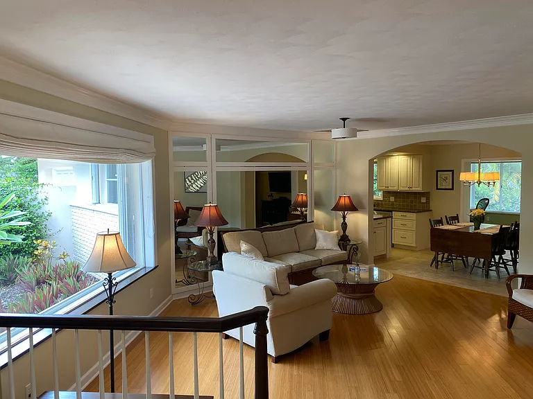 535 Flamevine Ln — Photo 5