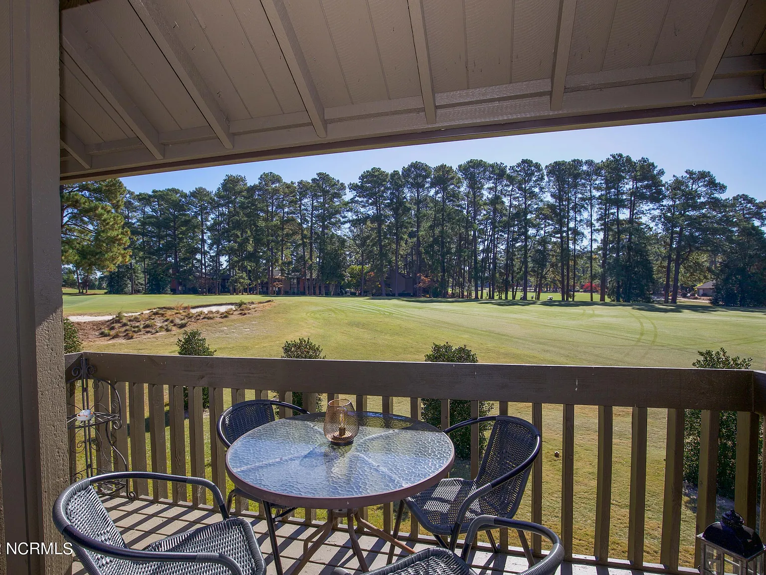 2 bed, 1.0 bath, 600 sqft, $3,000 — Photo 2