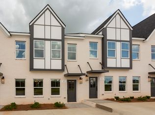 504 Waterpoint Way, Opelika, AL 36801