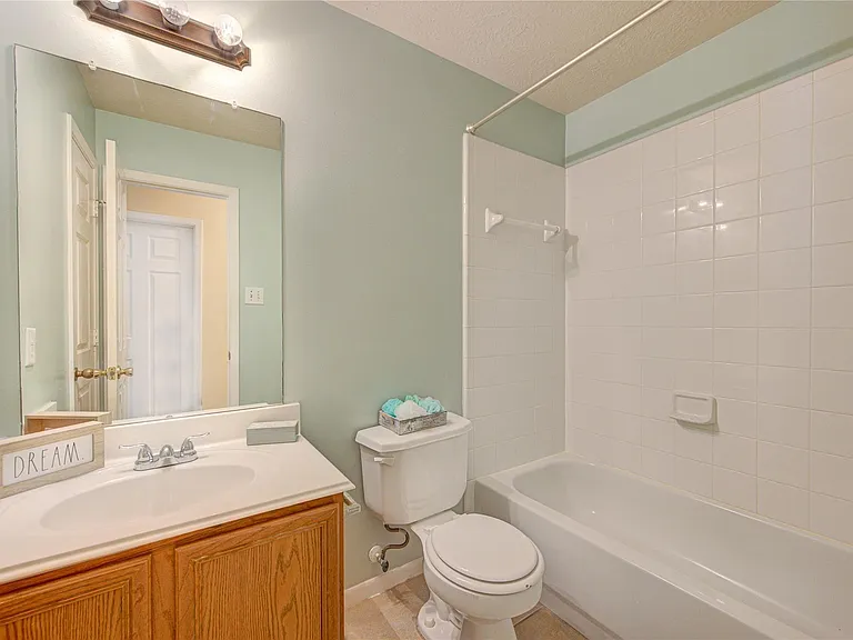 19815 Byron Meadows Dr — Photo 14