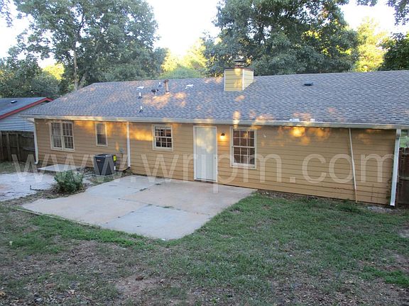2nd image of 1599 Cherry Hill Ct SW