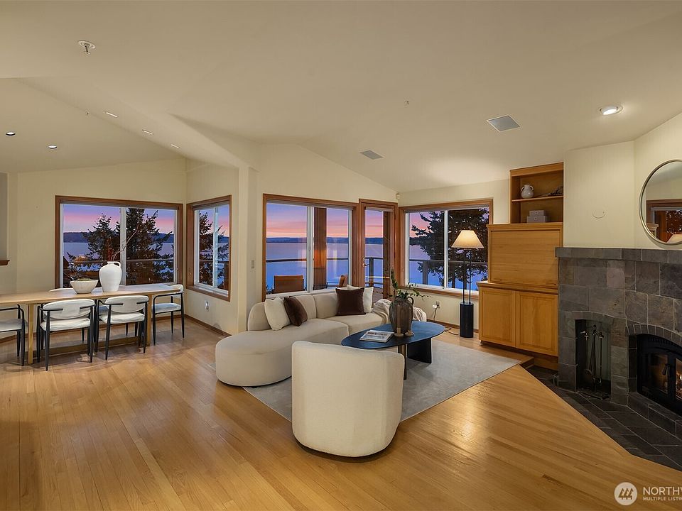2861 SW 171st Street, Burien, WA 98166 | Zillow