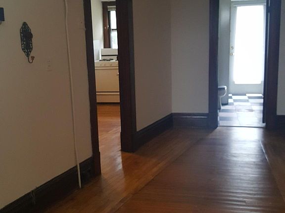 Entry area, diffetent angle 