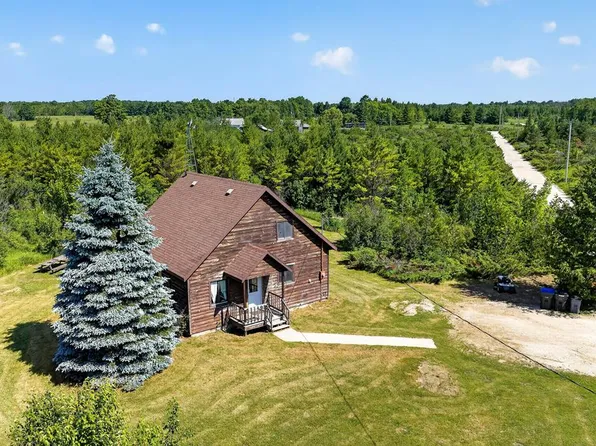 2403 Grove Rd, Baileys Harbor, WI 54202