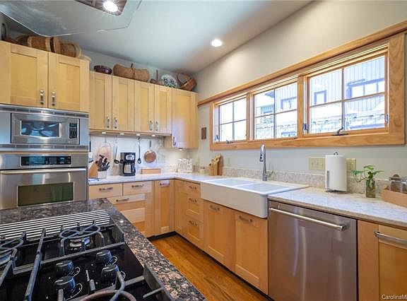 4th image of 1497 Brentwood Pl