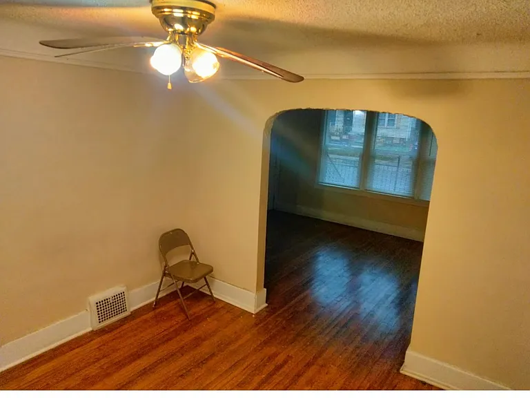 4240 Waverly St #1 — Photo 8