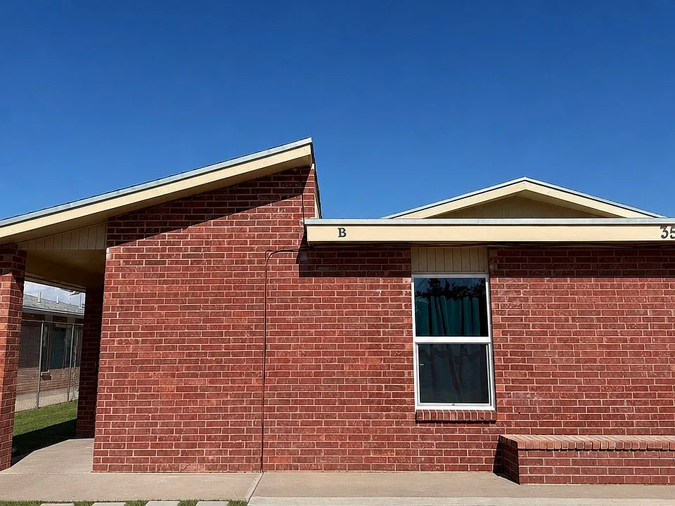 3512 E Glen Dr #B