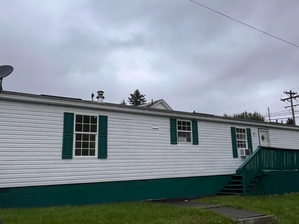 2200 Crawford Ave, Altoona, PA 16602