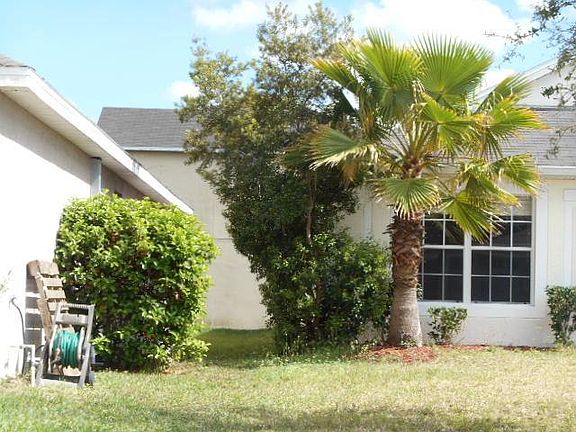 3rd image of 2333 Darlin Cir