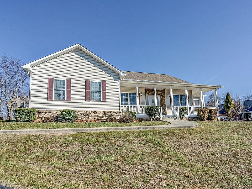 315 Par Five Ln Hardy VA Zillow