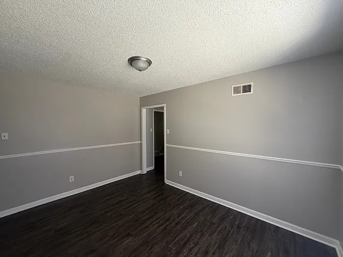 3 bed, 2.0 bath, 1488 sqft, $1,745 — Photo 4
