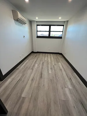 Rented by Delmark Realty LLC | media 26