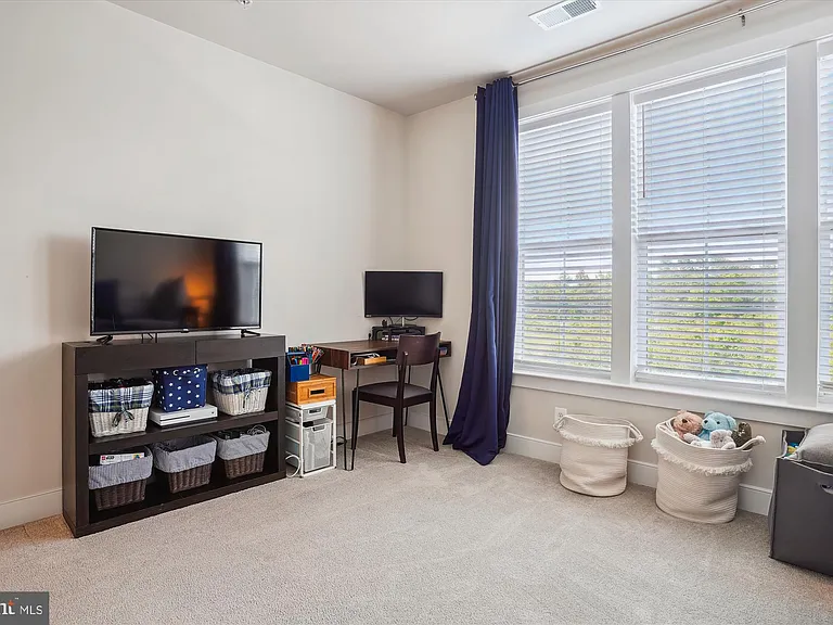 2324 Wind Charm St #205 — Photo 32