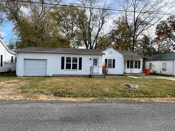 326 S Stone Ave, Vandalia, IL 62471