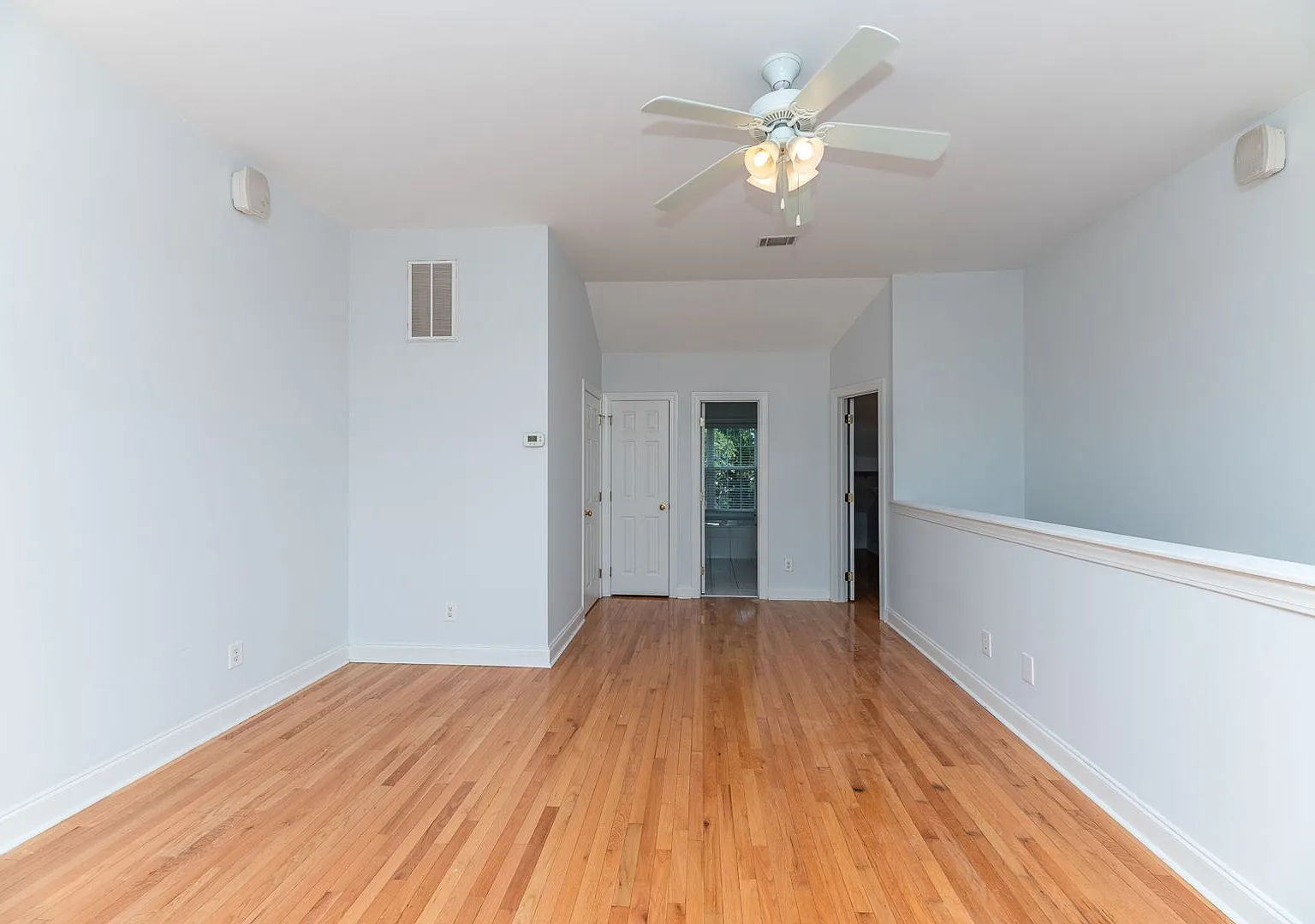 4945 Lake Palmetto Lane — Photo 2