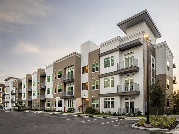 3rd image of 1185 S Pinellas Ave #4101094