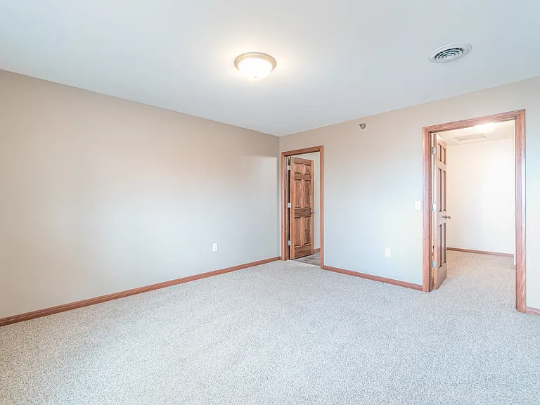 Whisper Ridge Townhomes — Photo 15