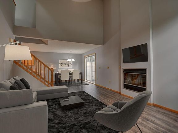 2nd image of 4070 Wilshire Cir #42