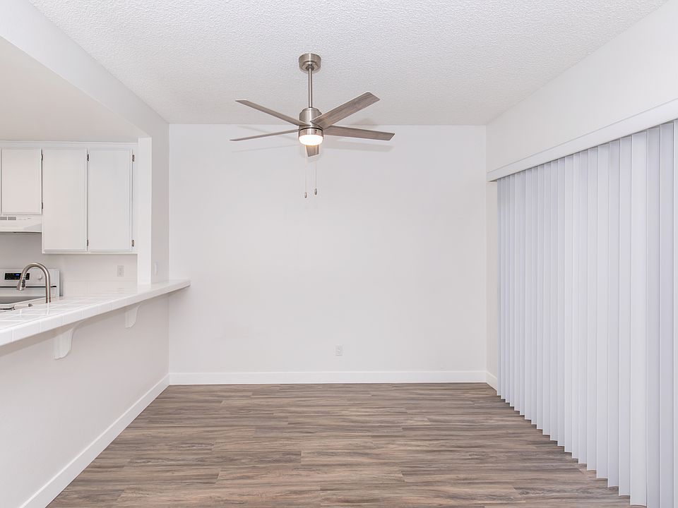 Plan D, 3BR,2BA, Dining Room