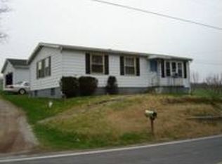 657 Lone Pine Rd, Washington, PA 15301