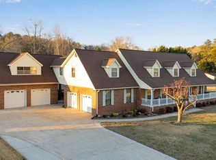 9223 Sunny Shore Ln, Chattanooga, TN 37416