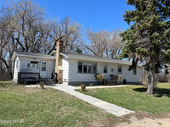 15964 67th St NE, Grafton, ND 58237