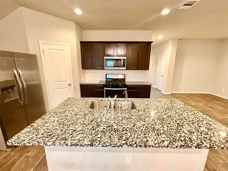 846 Autumn Flats Way — Photo 12