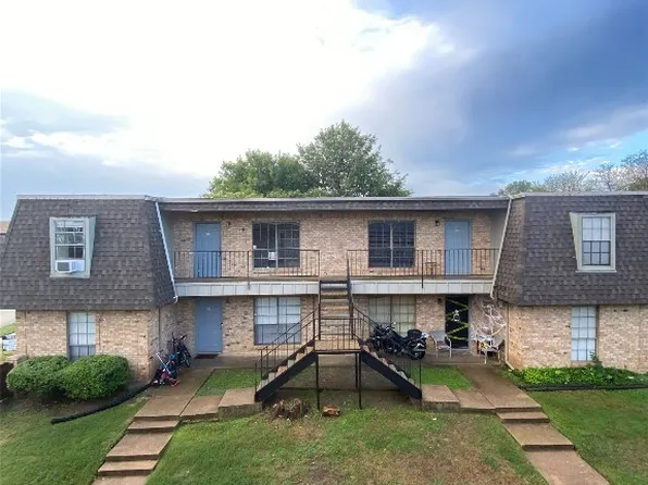 209 Vista Way, Benbrook, TX 76126