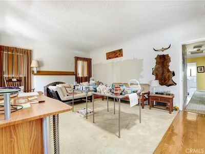 2589 E Villa St, Pasadena, CA, 91107