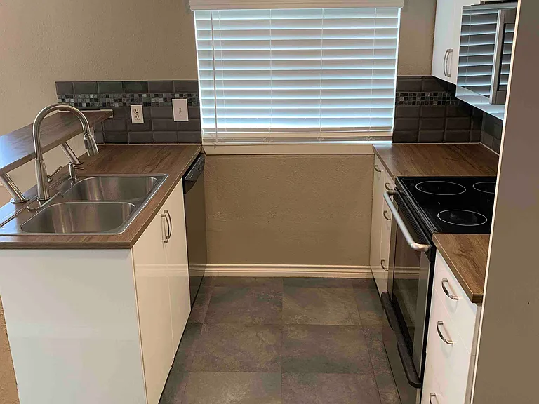 821 Pavillion St #101 — Photo 10