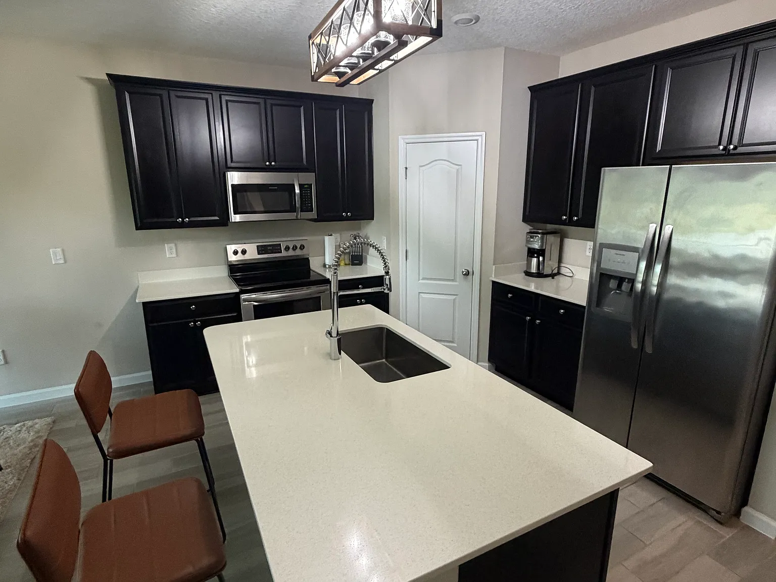 31 Appleton Ct — Photo 2
