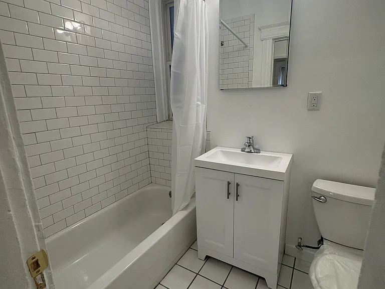 1183 Commonwealth Ave — Photo 15