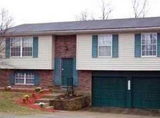 9702 Hofelich Ln, Louisville, KY