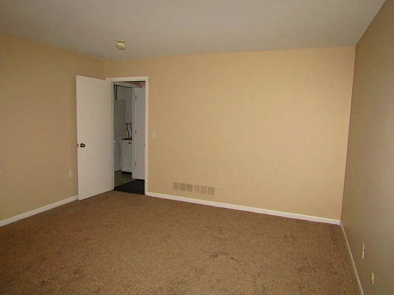 16270 Mayfair Dr #202 — Photo 13
