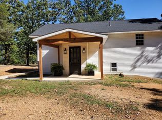46 Oakhill Rd, Poplar Bluff, MO 63901
