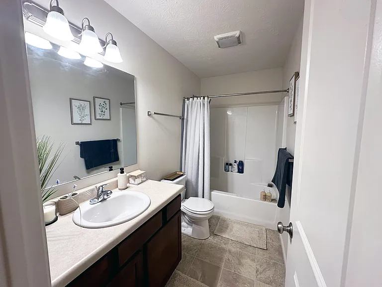 4569 Lamerocke Way — Photo 14