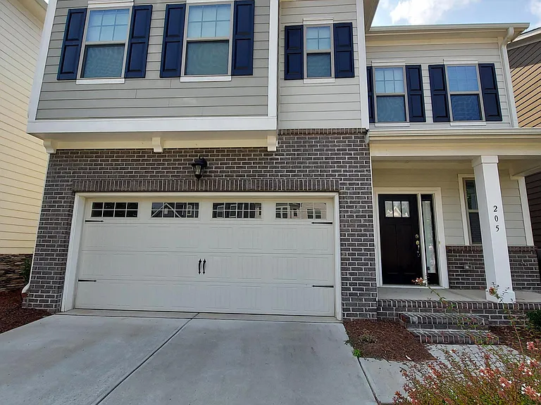 205 Hensley Oak Way — Photo 1