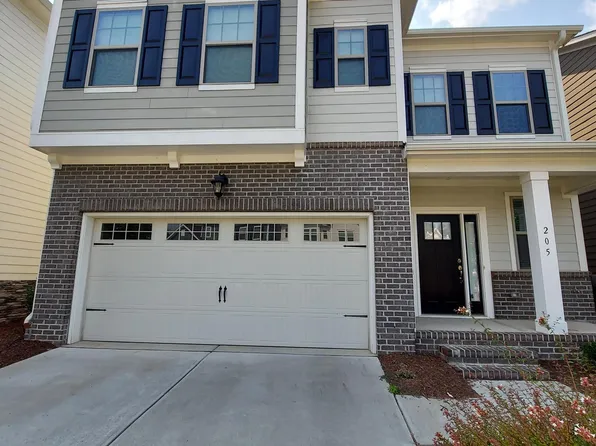205 Hensley Oak Way, Holly Springs, NC 27540