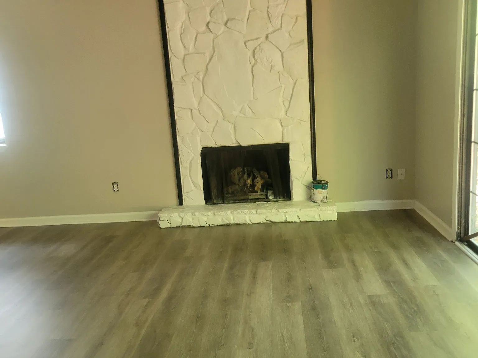 1078 Falling Water Smyrna, GA - 1 — Photo 3